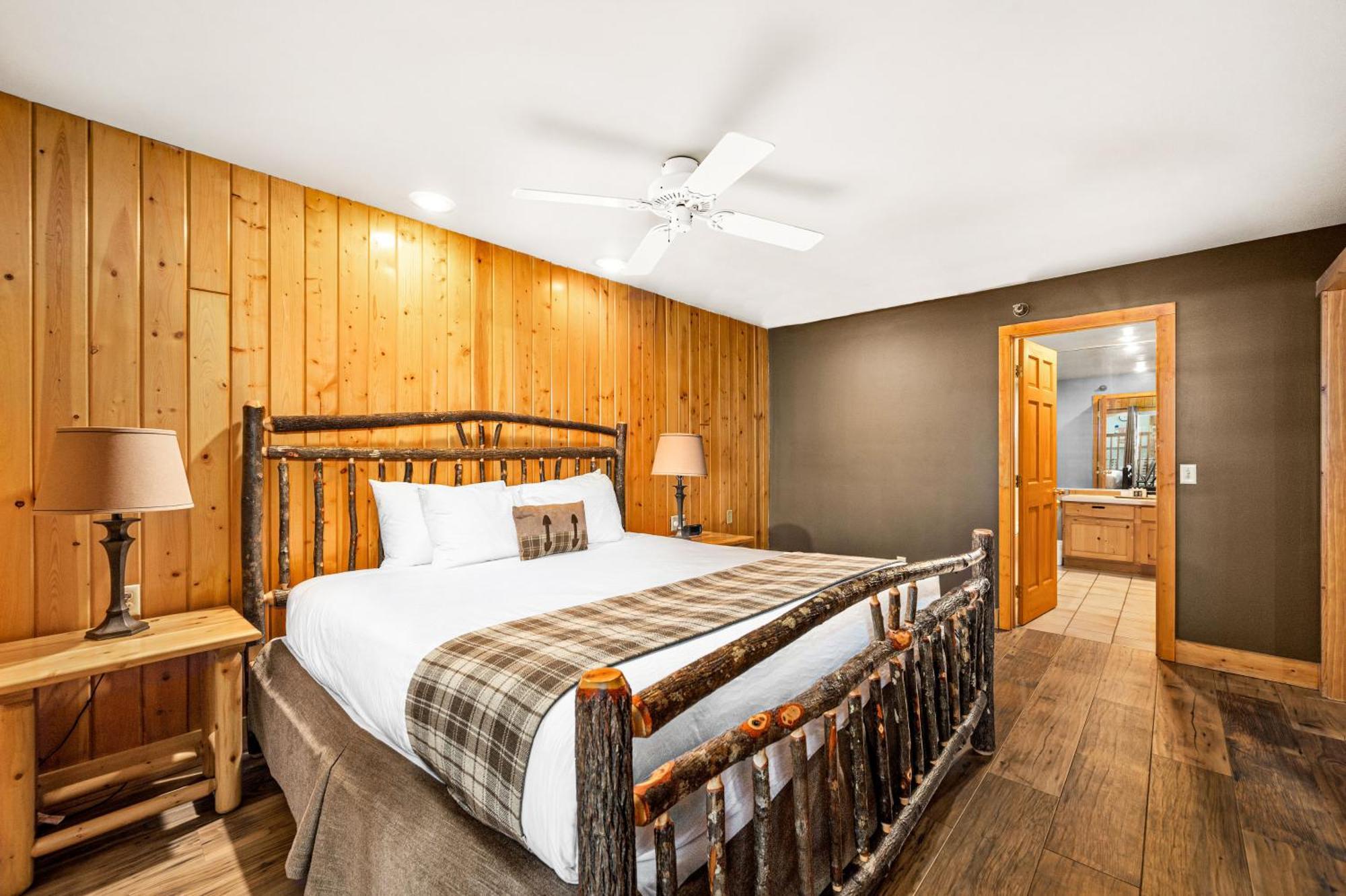 Superior Shores Resort Two Harbors Bagian luar foto